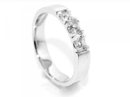 Alliansering med diamanter 0.30 carat tw.si (585)